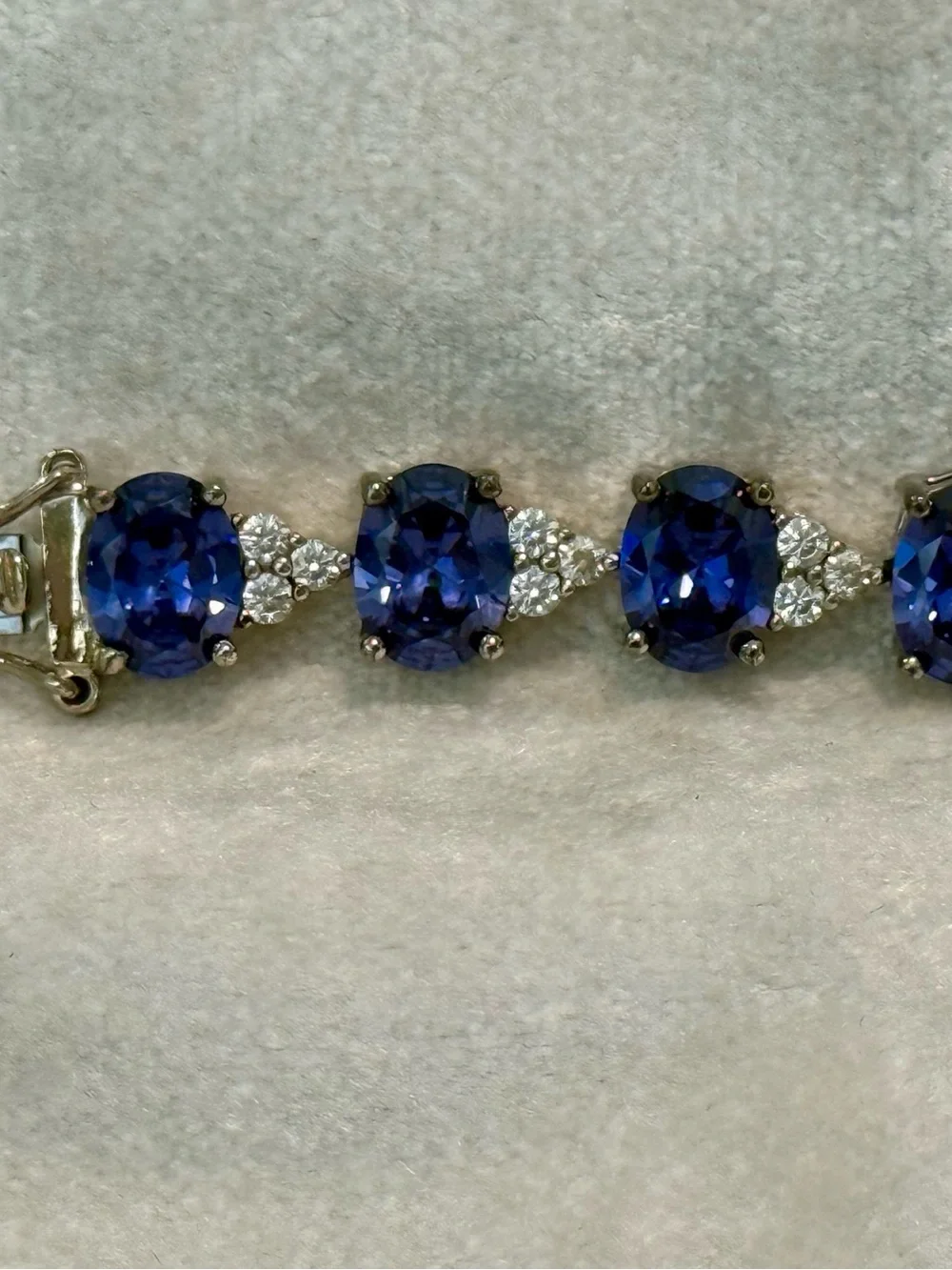 🌸JTV16-Blue Lab Created Sapphire Rhodium Over Sterling Silver Tennis Bracelet💎🛍️